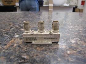 318-10382-3 Amphemol 26 Volts Dc Coaxial Switch