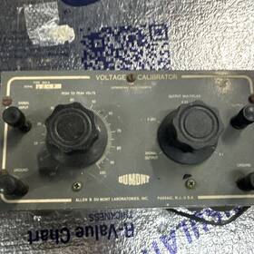 244-a Dumont Voltage Calibrator Vintage Test Equipment 244-a Dumont Voltage Calibrator Vintage Test Equipment