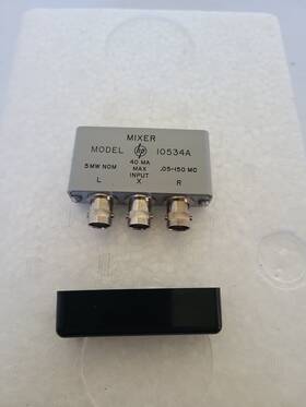 05-150 Hp 10534a Mixer Model 5 Mw Nom 40 Ma Max .05-150 Mc Nos Open Box Condition 05-150 Hp 10534a Mixer Model 5 Mw Nom 40 Ma Max .05-150 Mc Nos Open Box Condition