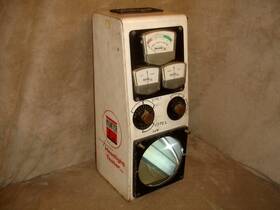 25-36-2p Hunter Vintage Rayoscope Headlight Tester Model Untested No Base 25-36-2p Hunter Vintage Rayoscope Headlight Tester Model Untested No Base