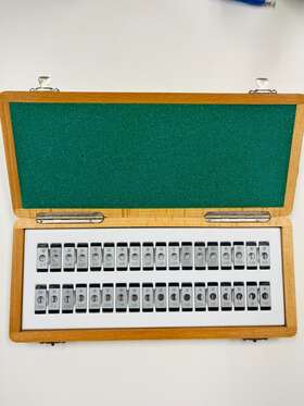 Mitutoyo 313-101 3-wire Thread Measuring Set 18 Pairs