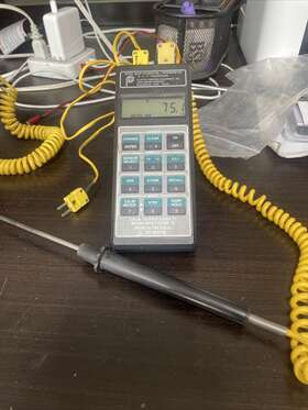 Plastic Process Equipment 840a Calibrator Thermometer Plastic Process Equipment 840a Calibrator Thermometer