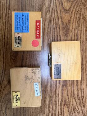 947.3 Sloan Dektak Lot Of 3 Step Height Calibration Standards 10ka 1% Motorola 947.3 Sloan Dektak Lot Of 3 Step Height Calibration Standards 10ka 1% Motorola