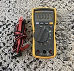 Fluke 115 True-rms Field Technicians Digital Multimeter Great Condition.. Fixed Price $120.00.